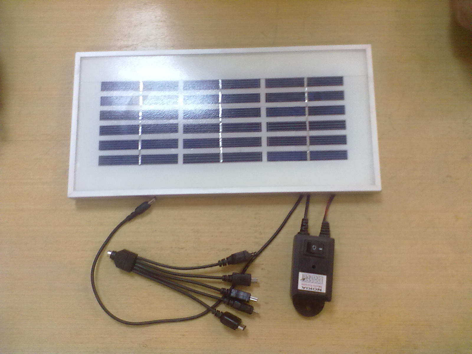 Manufacturers Exporters and Wholesale Suppliers of solar mobile charger noida Delhi